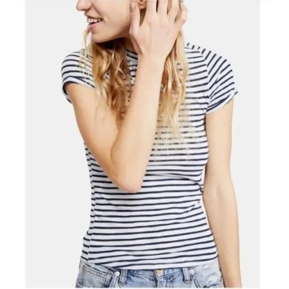 Intimately Free People Blue & White Striped Crewneck T-shirt Size Medium